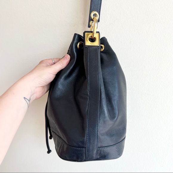Aleda Firenze Drawstring Bucket Bag - Picture 3 of 14